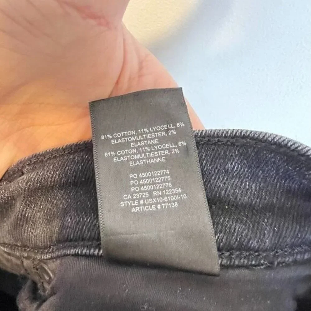 Aritzia Denim Forum The Lola High Rise Skinny Crop Raw Hem  Washed Black Jeans - Picture 7 of 7